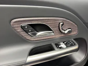 MERCEDES-BENZ GLB 220 4MATIC
