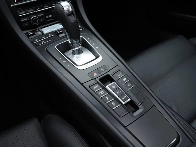 Porsche 911 Carrera 4 GTS