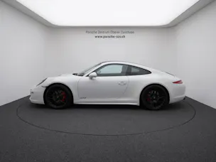 Porsche 911 Carrera 4 GTS