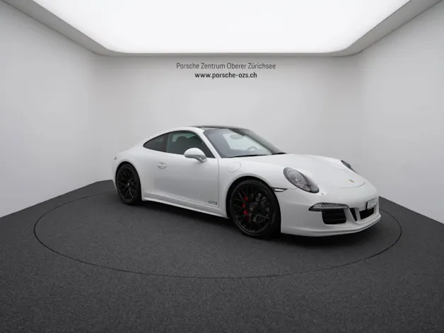Porsche 911 Carrera 4 GTS