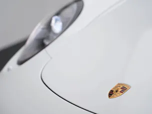 Porsche 911 Carrera 4 GTS