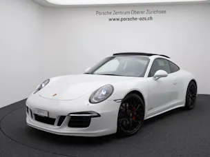 Porsche 911 Carrera 4 GTS