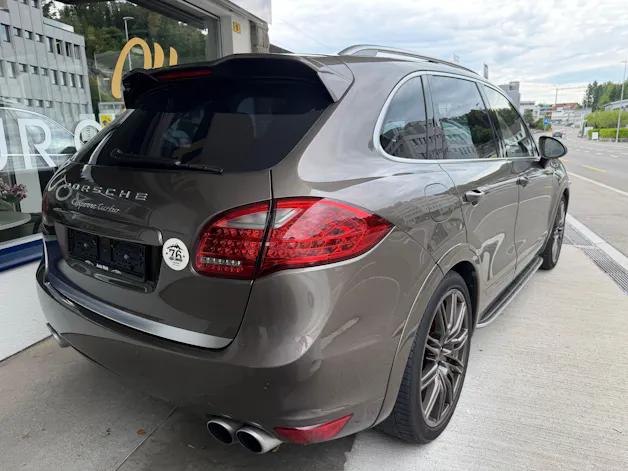 Porsche Cayenne Turbo