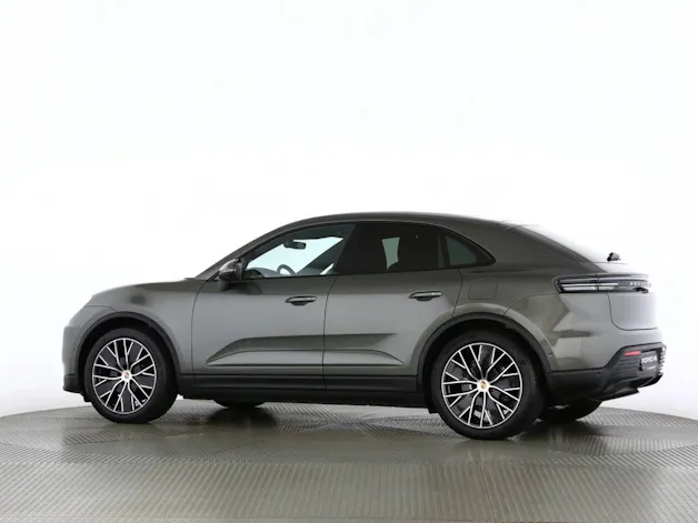 Porsche Macan 4