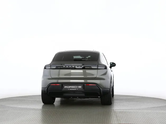 Porsche Macan 4