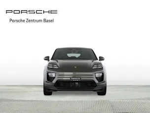 Porsche Macan 4
