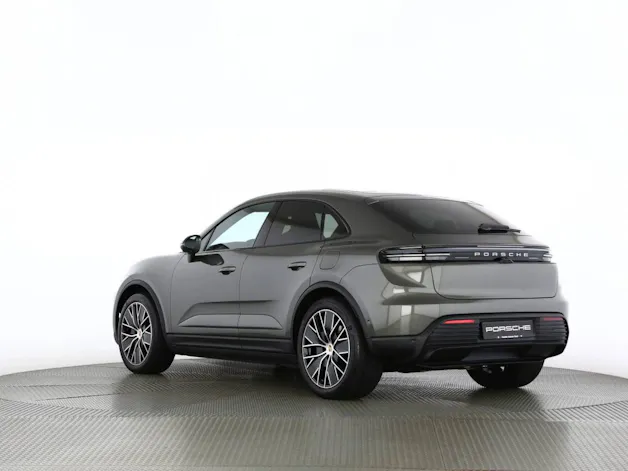 Porsche Macan 4