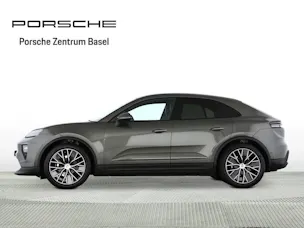 Porsche Macan 4