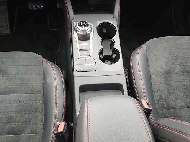 Ford Kuga 2.5 Hybrid ST-Line X 4x4