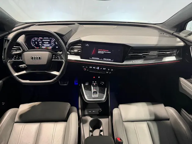 Audi Q4 e-tron 45 quattro