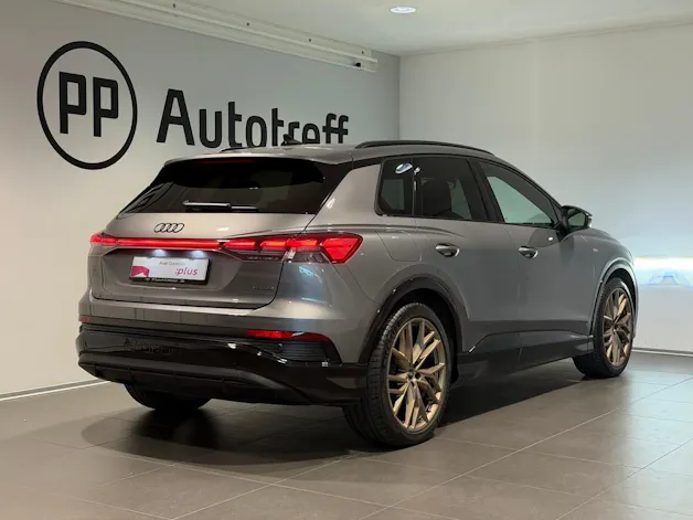 Audi Q4 e-tron 45 quattro