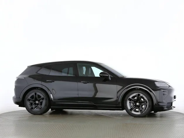 Porsche Cayenne Turbo Electric