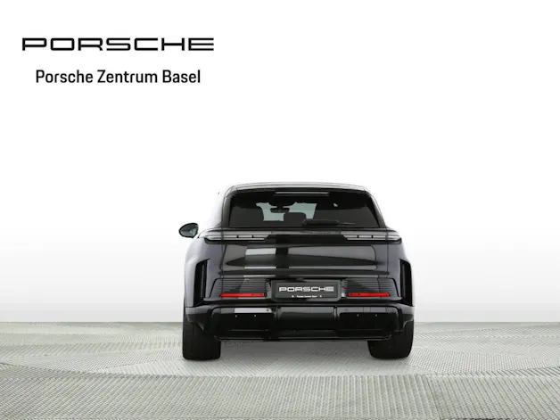 Porsche Cayenne Turbo Electric