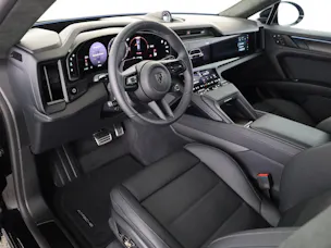 Porsche Cayenne Turbo Electric