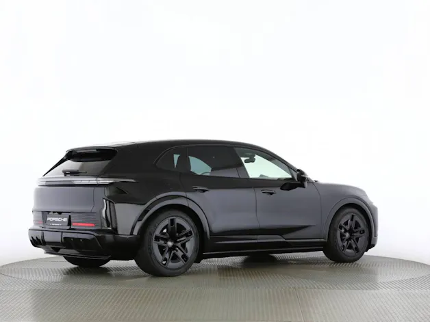 Porsche Cayenne Turbo Electric