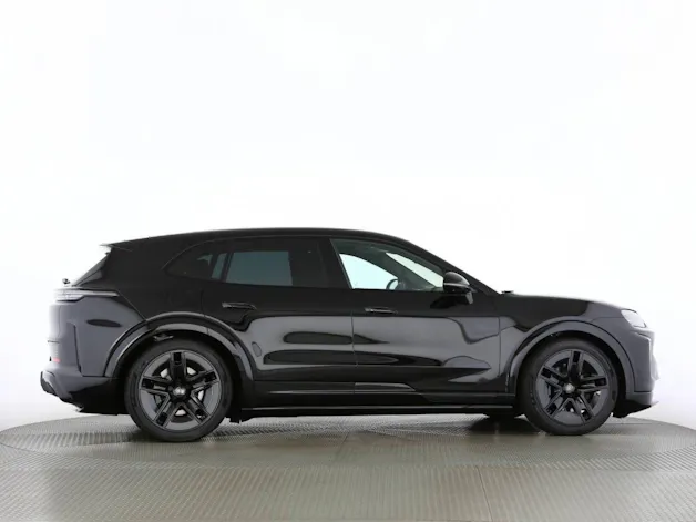 Porsche Cayenne Turbo Electric