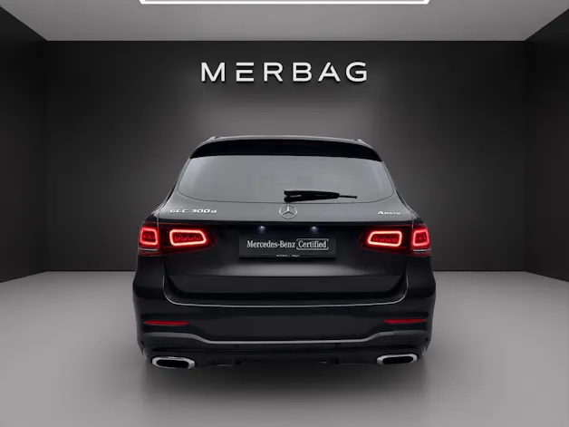 MERCEDES-BENZ GLC 300 d AMG Line 4Matic