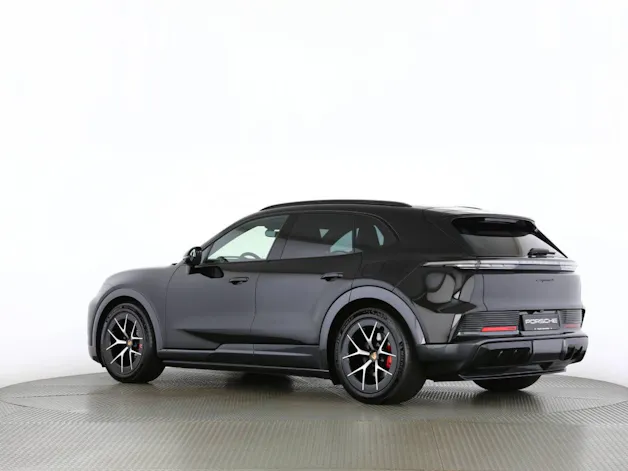 Porsche Cayenne S Electric