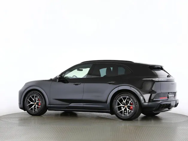 Porsche Cayenne S Electric