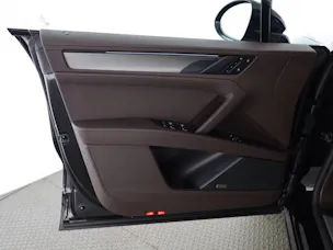 Porsche Cayenne S Electric