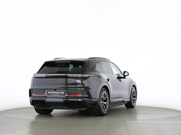 Porsche Cayenne S Electric