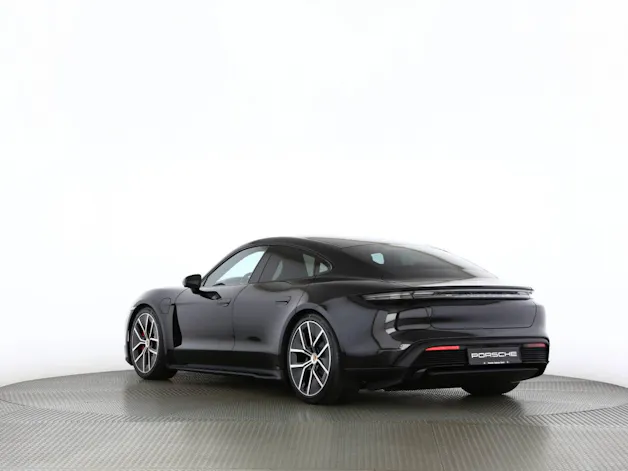 Porsche Taycan 4S Black Edition