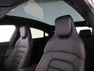 Porsche Taycan 4S Black Edition