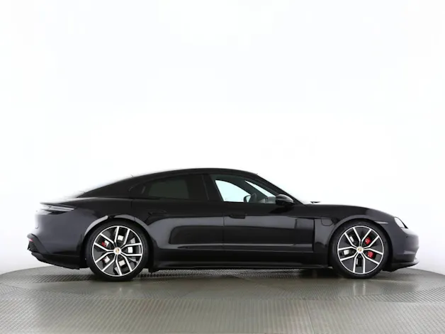 Porsche Taycan 4S Black Edition