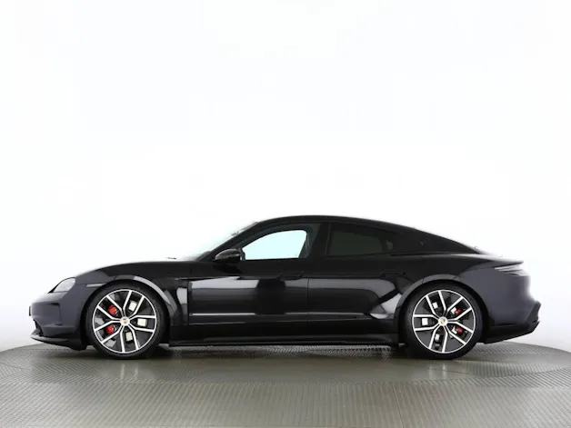 Porsche Taycan 4S Black Edition