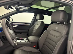 VW Touareg 3.0 TDI R-Line ''inkl. AHK & Standheizung''