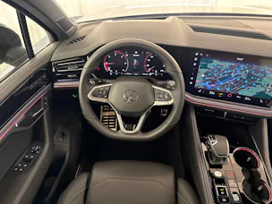 VW Touareg 3.0 TDI R-Line ''inkl. AHK & Standheizung''