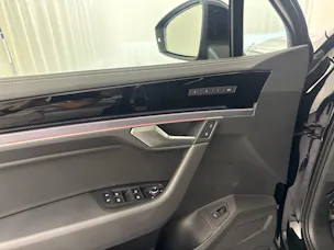 VW Touareg 3.0 TDI R-Line ''inkl. AHK & Standheizung''