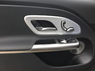 Mercedes-Benz GLB 220 4Matic 8G-Tronic