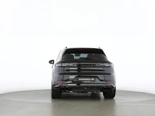 Porsche Cayenne Black Edition