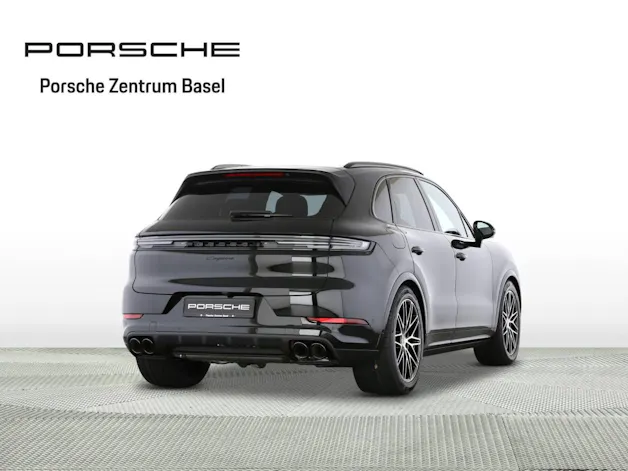 Porsche Cayenne Black Edition