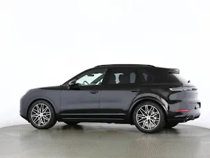Porsche Cayenne Black Edition