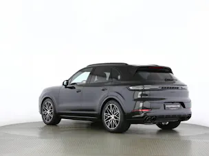 Porsche Cayenne Black Edition