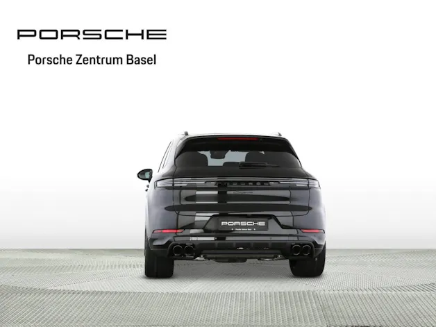 Porsche Cayenne Black Edition