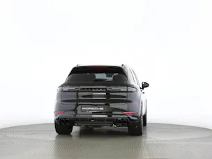 Porsche Cayenne Black Edition