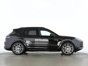 Porsche Cayenne Black Edition