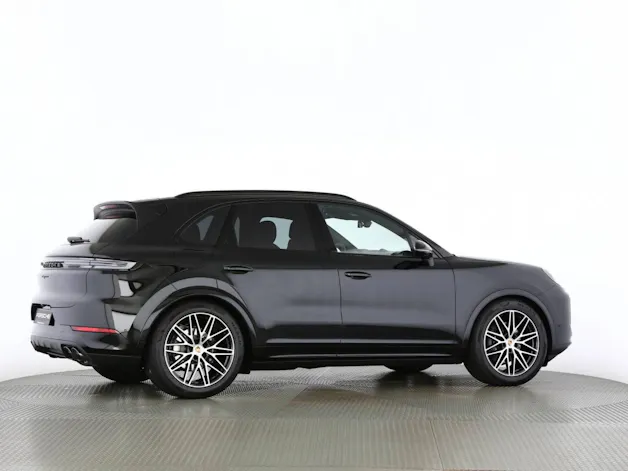 Porsche Cayenne Black Edition