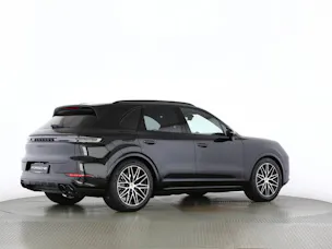 Porsche Cayenne Black Edition