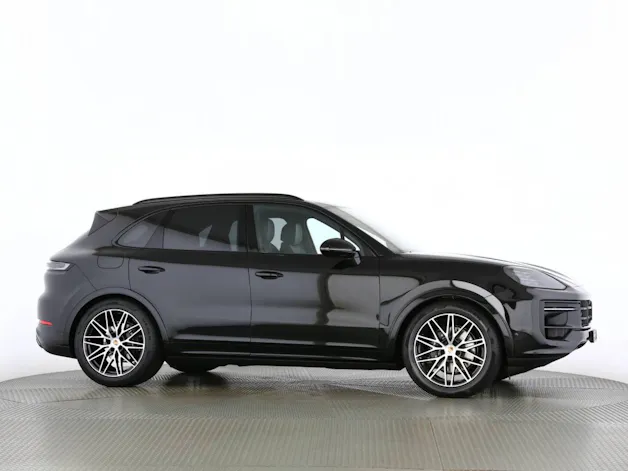Porsche Cayenne Black Edition