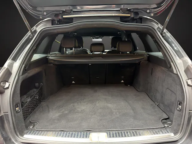 MERCEDES-BENZ C 220d SwissStar AMG L.4M