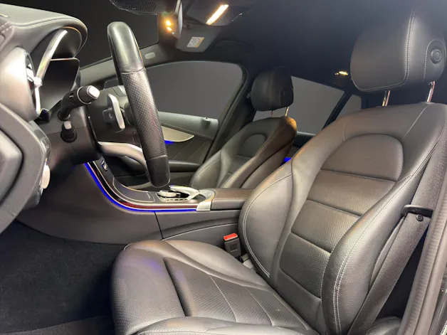 MERCEDES-BENZ C 220d SwissStar AMG L.4M