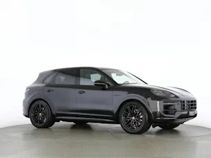 Porsche Cayenne E-Hybrid Black Edition