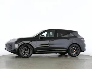 Porsche Cayenne E-Hybrid Black Edition