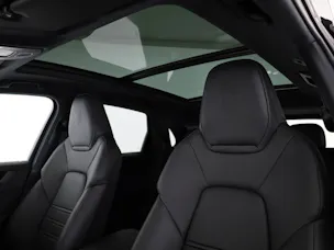 Porsche Cayenne E-Hybrid Black Edition