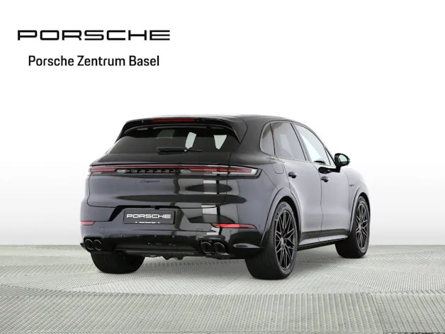 Porsche Cayenne E-Hybrid Black Edition