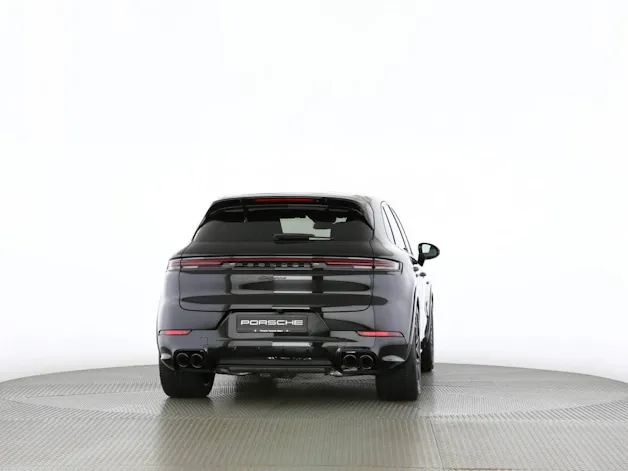 Porsche Cayenne E-Hybrid Black Edition